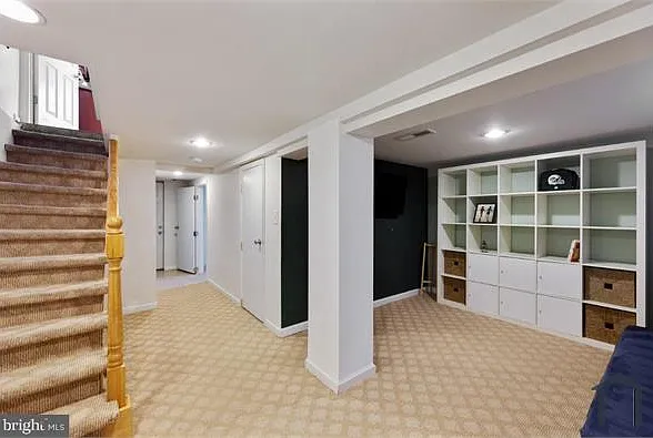 1637 Kramer St NE — Photo 24