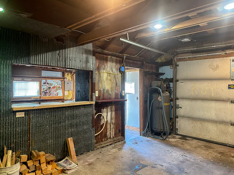 247 S Reamstown Rd — Photo 32