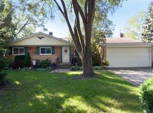 193 Kinkaid Ct, Des Plaines, IL