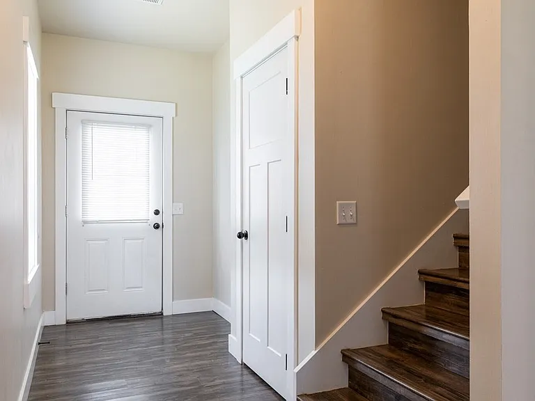 Stanley Town Homes — Photo 5