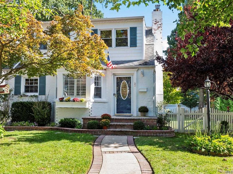 1st image of 22 Beech Ct