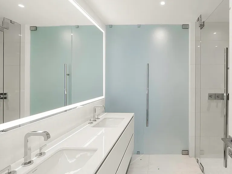 300 Biscayne Blvd #1 — Photo 11