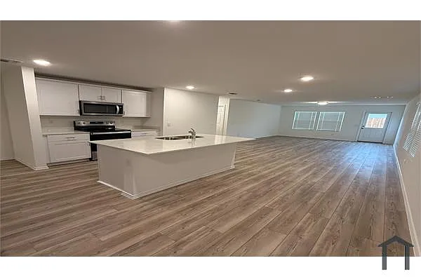 Building Photo - 2011 Pleasant Knoll Cir