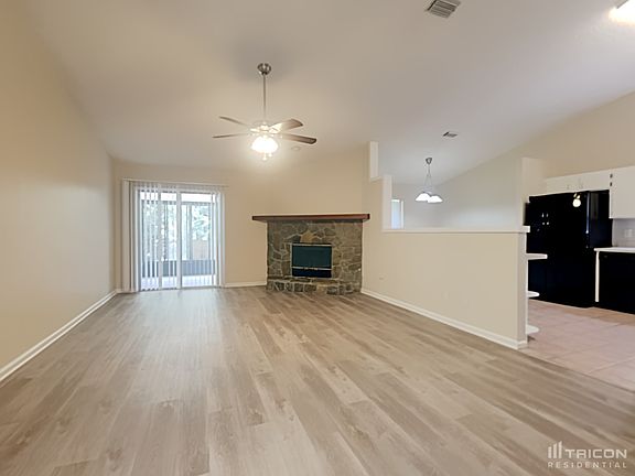 2nd image of 8087 N Le Havre Dr