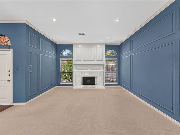 3rd image of 3613 Ridglea Country Club Dr