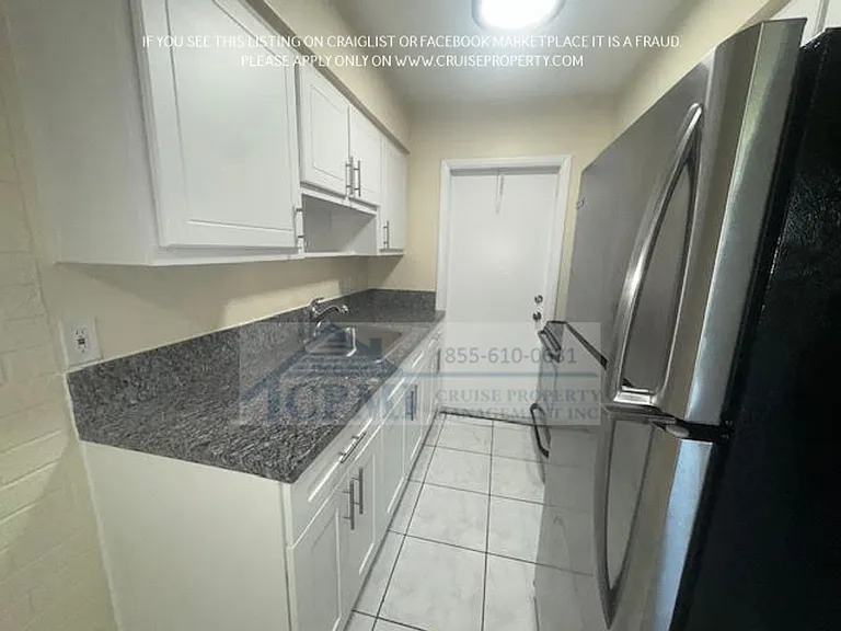 Beezy - 1751 NE 31 St — Photo 21