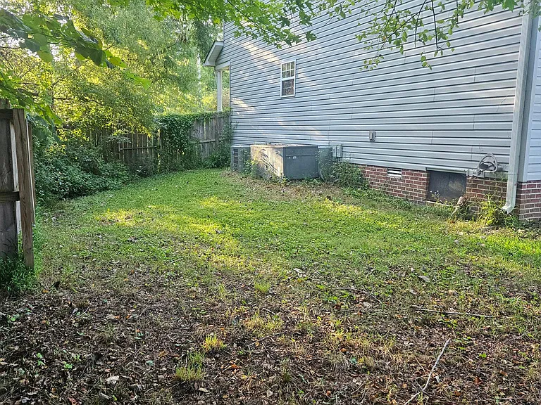 1309 Fisk Rd — Photo 49