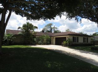 25 W Coconut Dr, Lake Worth, FL 33467