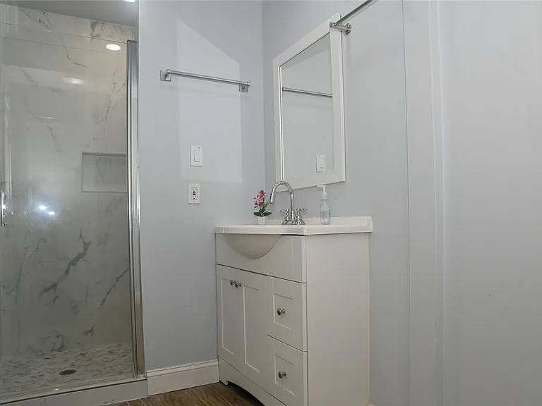 5254 N Braeswood Blvd — Photo 39