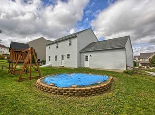 70 Churchill Dr, Red Lion, PA 17356