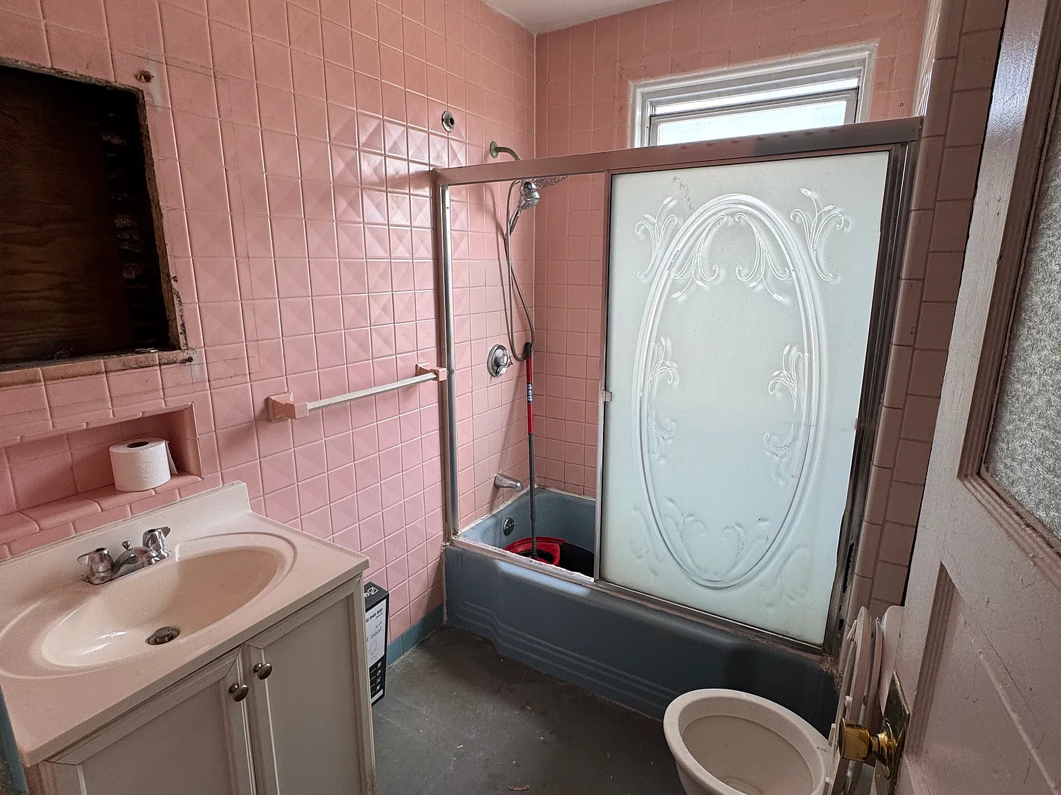 4 bed, $750 — Photo 2