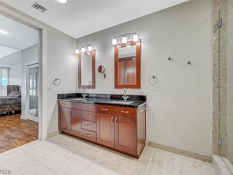 4575 Dean Martin Dr #806 — Photo 17