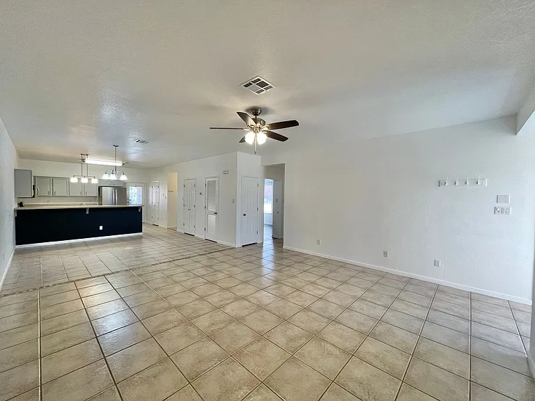 2703B Edgefield St — Photo 3