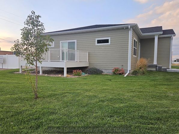 662 Root St, Grand Island, NE 68801