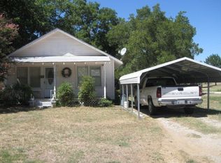 624 N Oak St, Holdenville, OK 74848