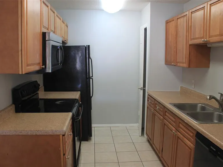 1695 Lee Rd #A101 — Photo 11