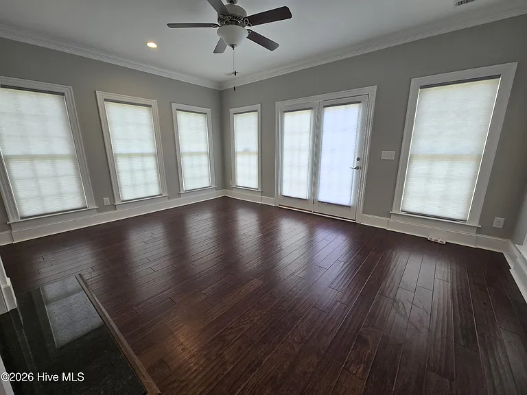 225 Jack Pl — Photo 14