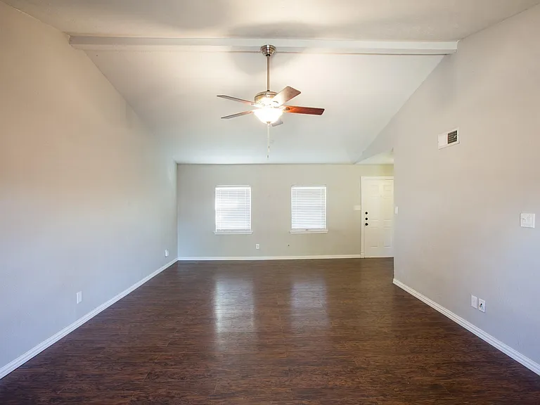 5713 Baker Dr — Photo 3