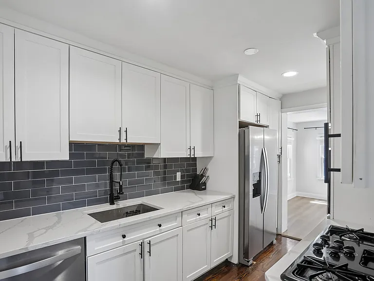 54 Allan Dr — Photo 30
