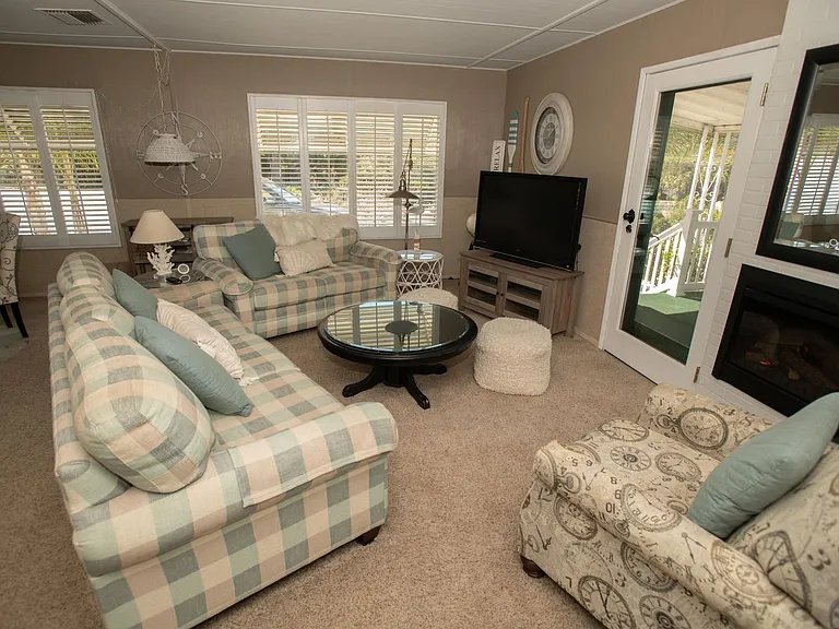 8975 Lawrence Welk Dr #120 — Photo 3