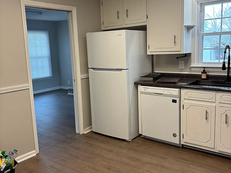2955 Asbury Ln — Photo 11