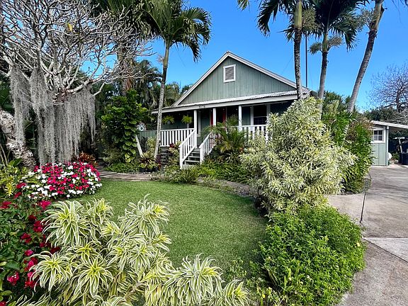 2nd image of 3178 Hikina Rd #A