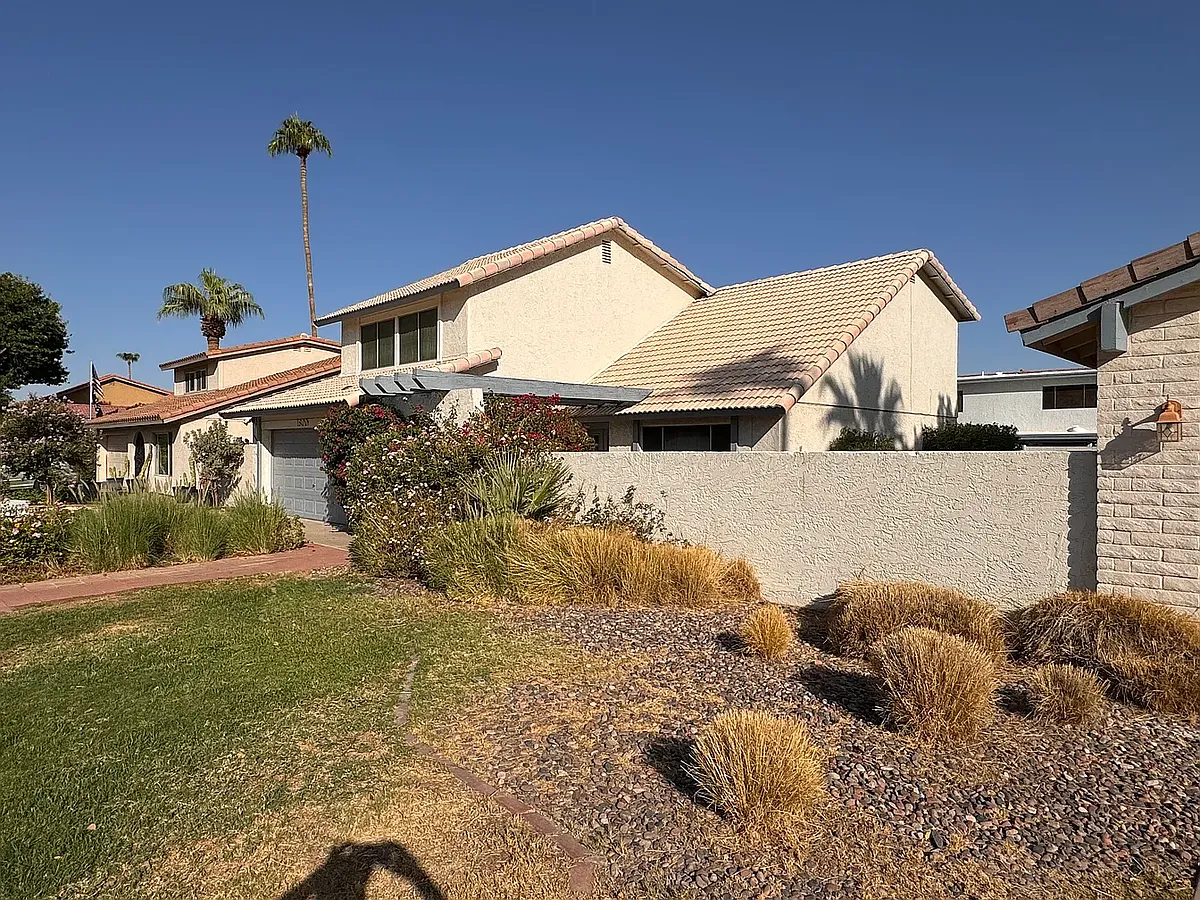 Building Photo - 1600 E Westwind Way