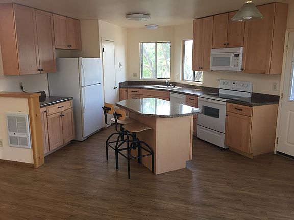 2nd image of 1515 Mill St #B