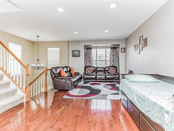 5th image of 2440 Laura Mark Ln