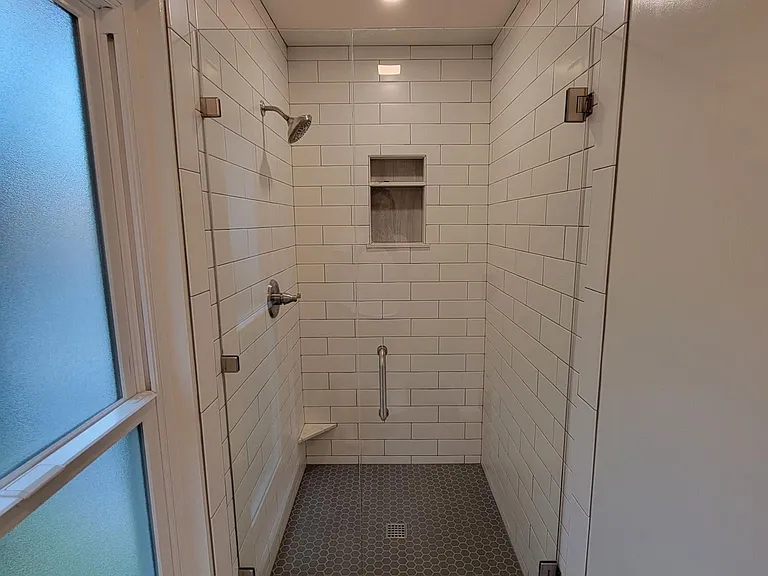 2638 State St — Photo 12