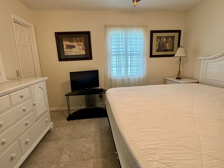 2141 SW Import Dr — Photo 18