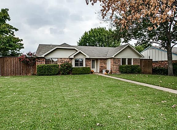 2nd image of 2321 Bermuda Dr
