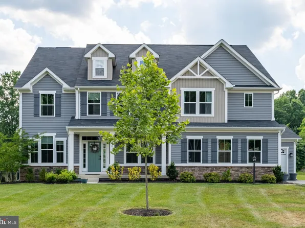 7463 Lake Willow Ct, Warrenton, VA 20187