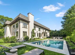 199 Whitman St, Haworth, NJ 07641