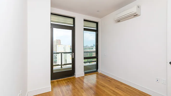 Rented by Nooklyn NYC LLC | media 24