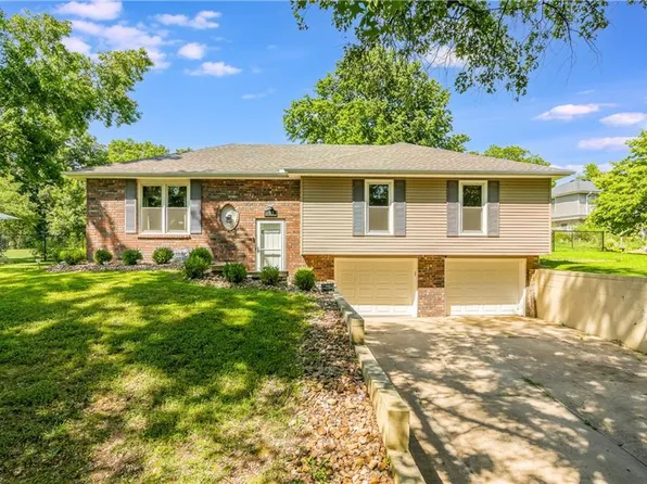 603 Montgomery St, Clinton, MO 64735