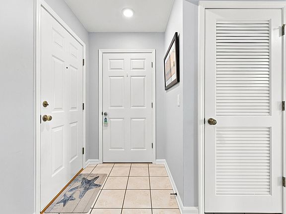 4th image of 4528 North Plantation Harbour Dr. #B18