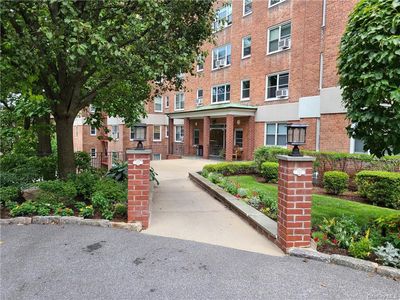 290 Collins Ave #9EN, Mount Vernon, NY, 10552