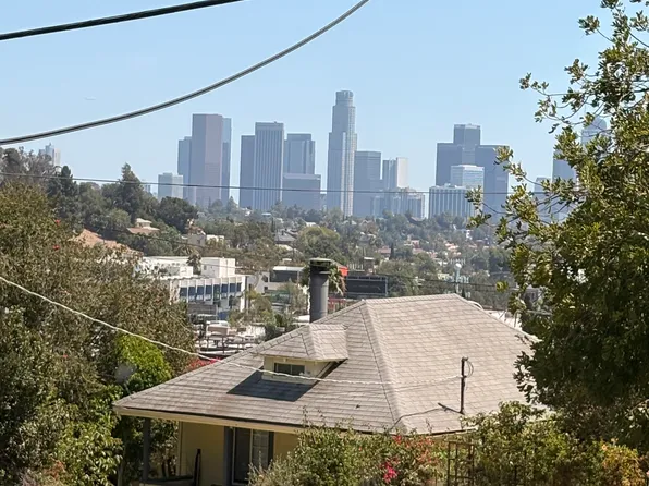 2261 Ewing St #2, Los Angeles, CA 90039