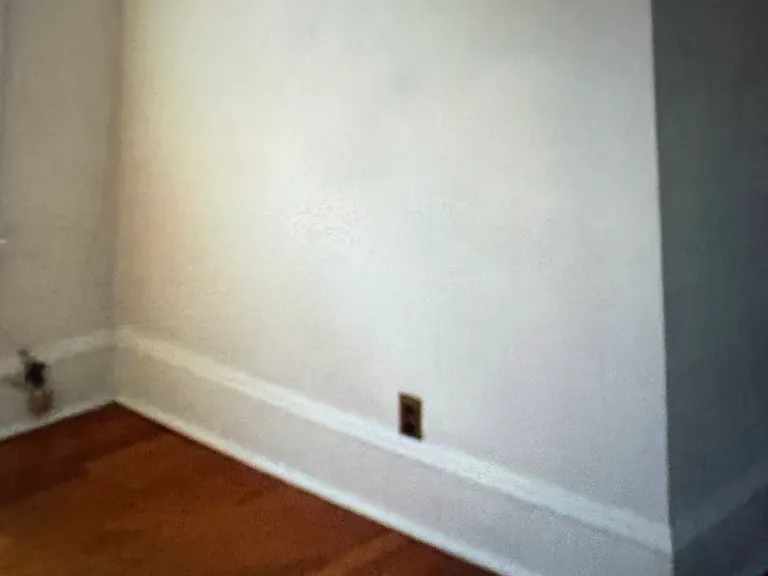 1728 E 1st St #4 — Photo 9