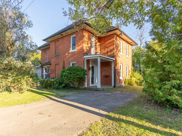 120 Welland St, Pembroke, ON K8A 5Y3