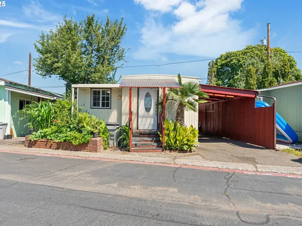 8951 SE Fuller Rd Unit 7, Happy Valley, OR 97086