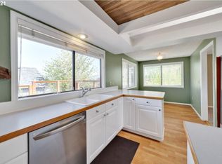 2911 NW Logan Cir, Camas, WA 98607