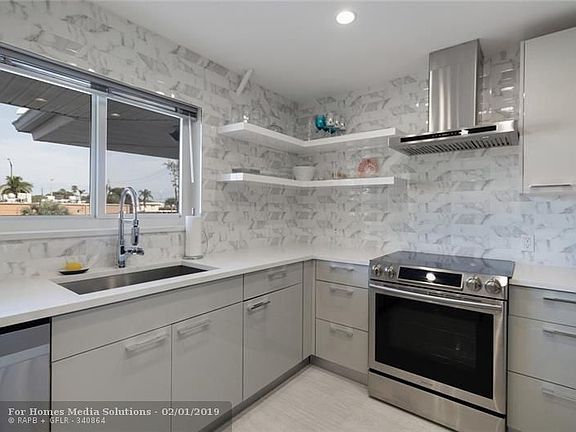 3rd image of 3060 NE 16th Ave #106