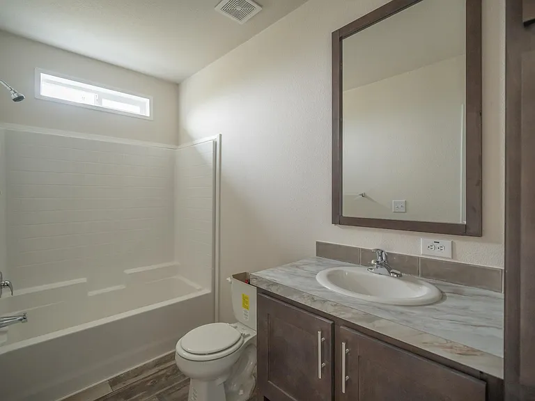 657 N 3565 E — Photo 5