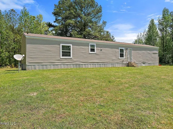 1128 Sharon Rd, Canton, MS 39046