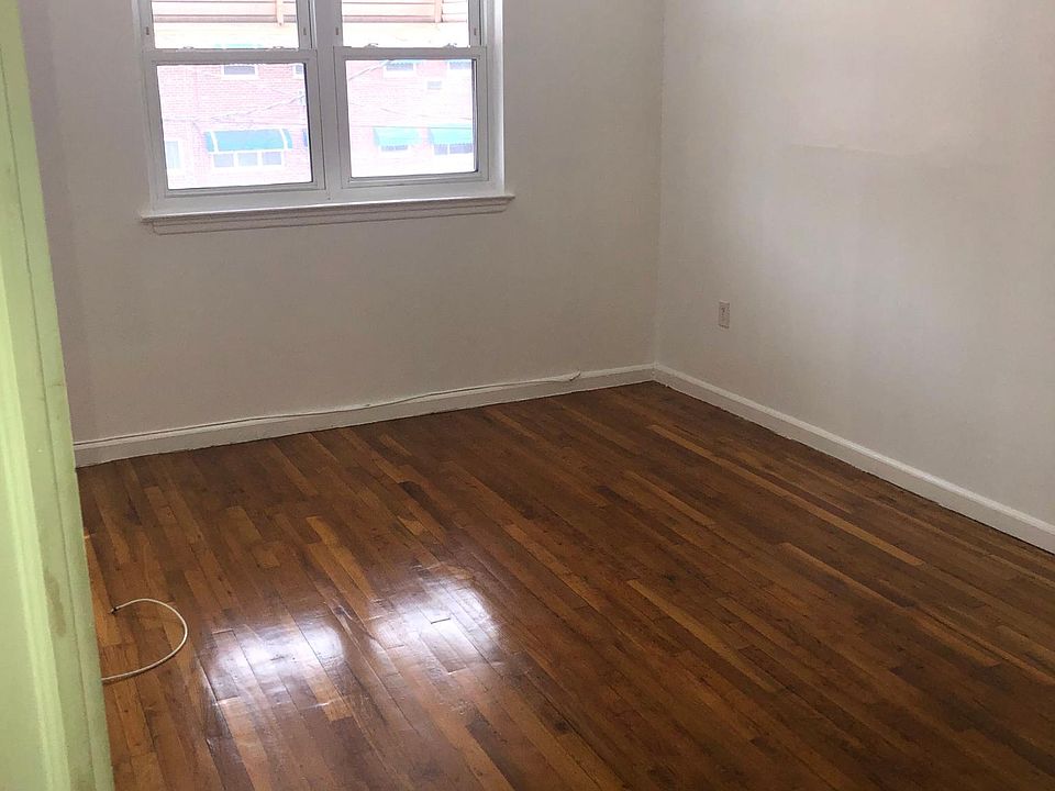 1st image of 2756 Mickle Ave Floor 2