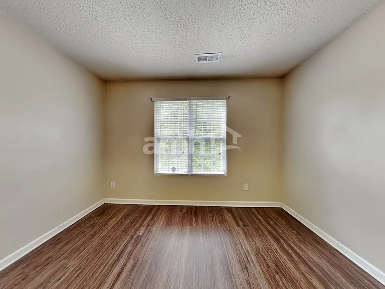 3087 Canterbury Park Dr — Photo 14