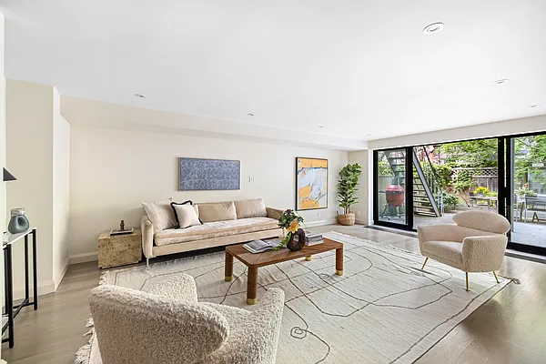 Sold by Compass | media 24