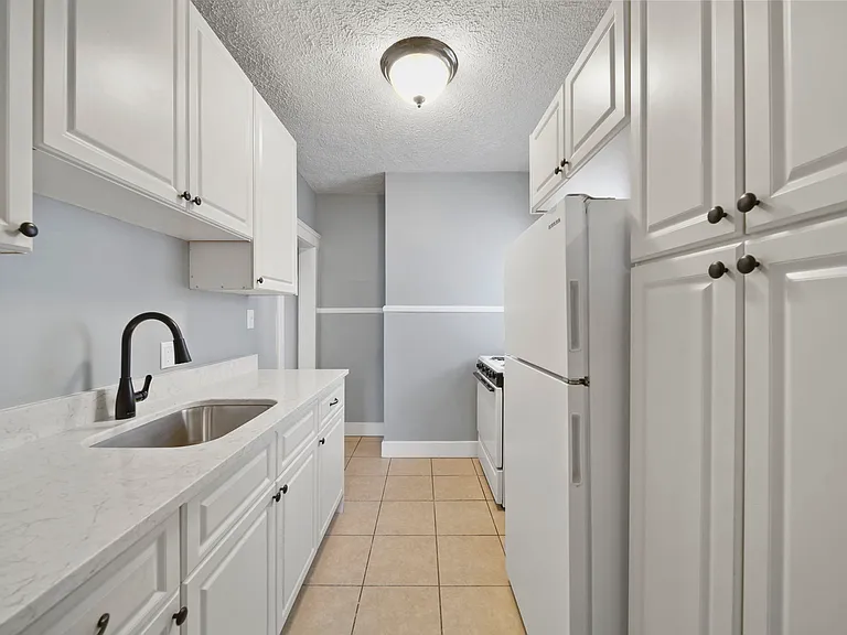306 S Holmes St #306.5 — Photo 15